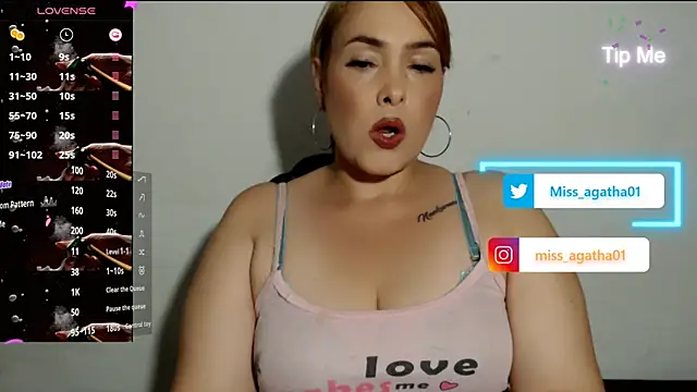 Snapshot of Miss_Agatha chatting on February 2025 02:25:01 AM Miss Agatha online show from February 2025 02:25:01 AM