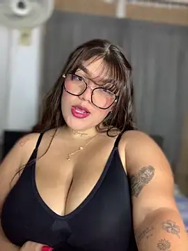 Michellesexxy online show from December 2024 03:50:02 AM