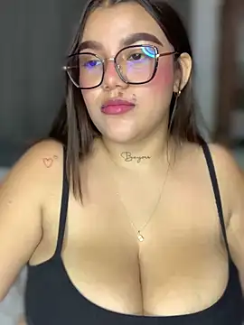 Michellesexxy online show from January 2025 05:33:01 AM