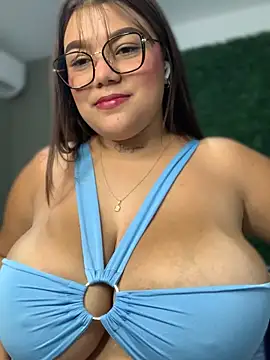 Michellesexxy online show from January 2025 08:35:02 PM