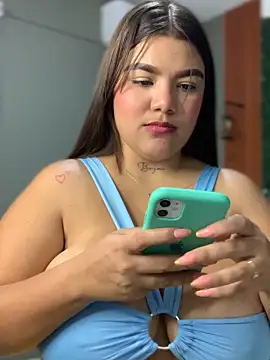 Michellesexxy online show from January 2025 04:06:01 AM