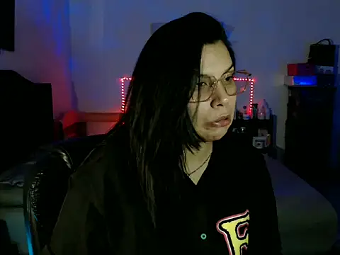 Snapshot of CarolinaRincon chatting on November 2025 12:00:01 AM CarolinaRincon online show from November 2025 12:00:01 AM