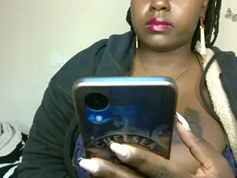 t-QueenSlyy online show from January 2025 11:46:01 AM