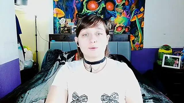 Chloenightmare online show from April 2026 06:10:02 PM