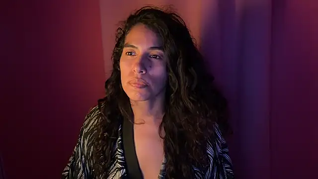 Snapshot of erotic_artist chatting on January 2025 05:19:01 AM erotic artist online show from January 2025 05:19:01 AM