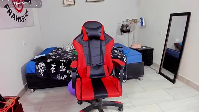 Snapshot of AlejoKhalifa_ chatting on October 2025 08:29:01 AM AlejoKhalifa online show from October 2025 08:29:01 AM