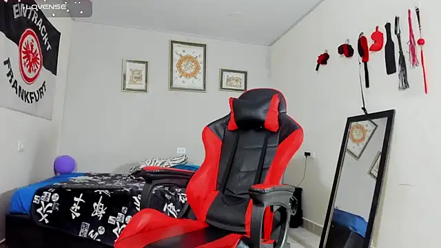 Snapshot of AlejoKhalifa_ chatting on October 2025 10:16:02 AM AlejoKhalifa online show from October 2025 10:16:02 AM