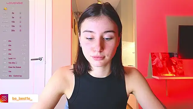 Snapshot of Vostok-6 chatting on January 2025 11:43:01 AM Vostok-6 online show from January 2025 11:43:01 AM