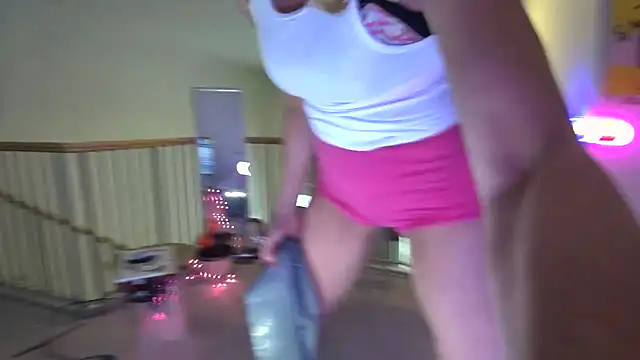 Snapshot of Glamazonx chatting on January 2025 09:47:02 PM Glamazonx online show from January 2025 09:47:02 PM