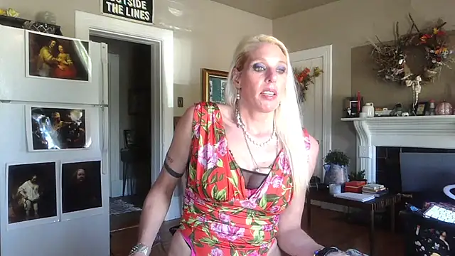 Snapshot of Glamazonx chatting on October 2025 07:48:02 PM Glamazonx online show from October 2025 07:48:02 PM