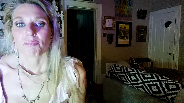 Glamazonx online show from March 2026 01:23:02 AM