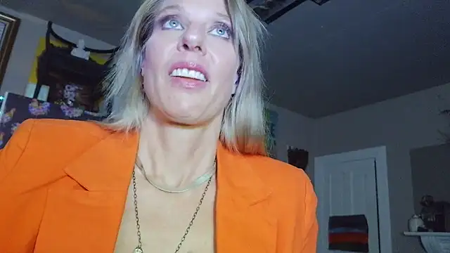 Glamazonx online show from April 2026 02:53:02 AM