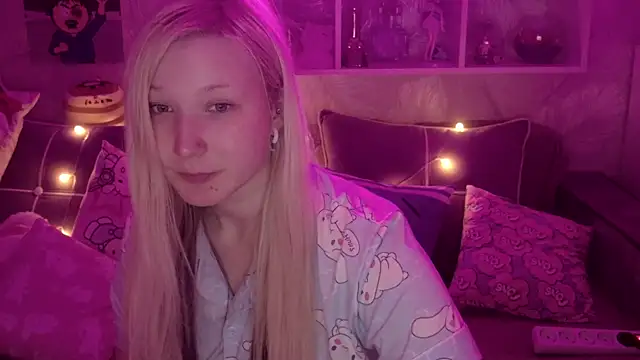 MeowkaKitty online show from January 2026 01:32:02 AM