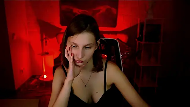 EllaHorton online show from March 2026 04:35:01 PM