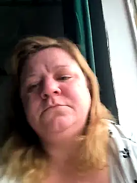 Snapshot of jusichka chatting on November 2025 08:03:01 AM jusichka online show from November 2025 08:03:01 AM