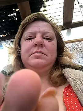 Snapshot of jusichka chatting on December 2025 07:35:01 AM jusichka online show from December 2025 07:35:01 AM