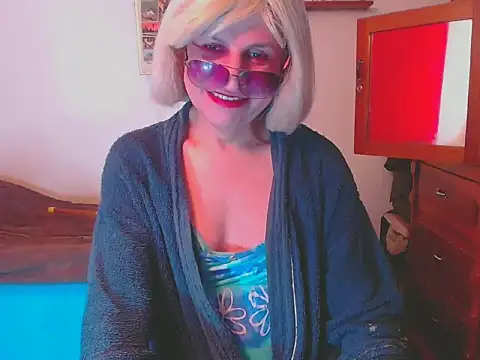 LorenJade online show from February 2026 12:20:02 AM