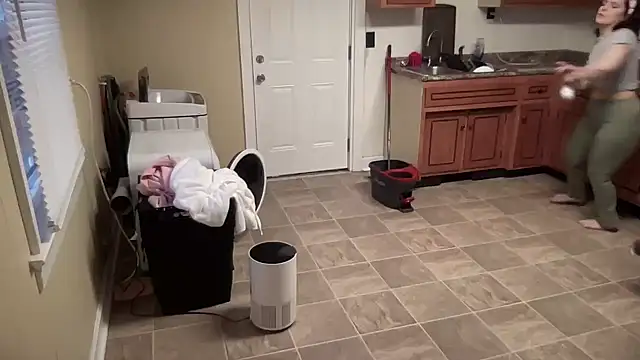 Snapshot of sexylilly69 chatting on February 2025 11:08:02 PM sexylilly69 online show from February 2025 11:08:02 PM