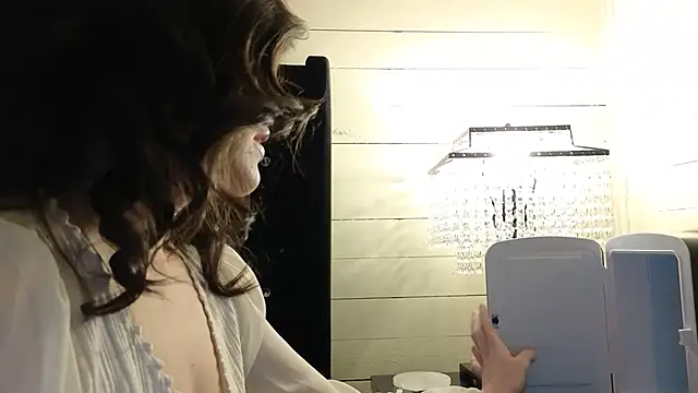 Snapshot of sexylilly69 chatting on December 2025 03:33:01 AM sexylilly69 online show from December 2025 03:33:01 AM