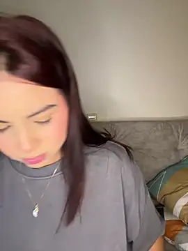 Snapshot of Zarah_Blare chatting on December 2024 12:48:02 AM Zarah Blare online show from December 2024 12:48:02 AM