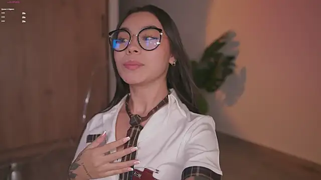 GigiLee  online show from October 2025 12:29:01 AM