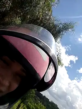 Irresistible24 online show from November 2025 04:51:01 PM