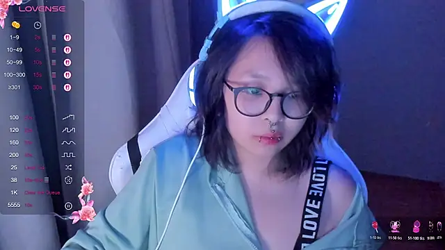 maydaykimmy online show from February 2026 09:19:01 PM