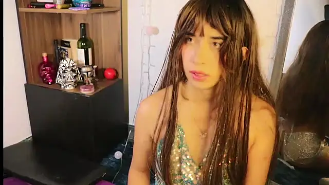 Snapshot of _lucy_white_ chatting on December 2024 02:20:02 AM lucy white online show from December 2024 02:20:02 AM