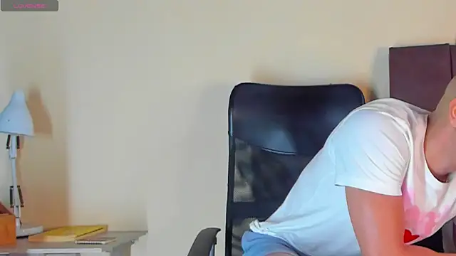 MikeRoss7777 online show from November 2025 11:09:01 AM