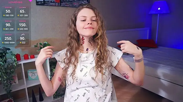 RayaNenlia online show from March 2025 08:18:02 AM