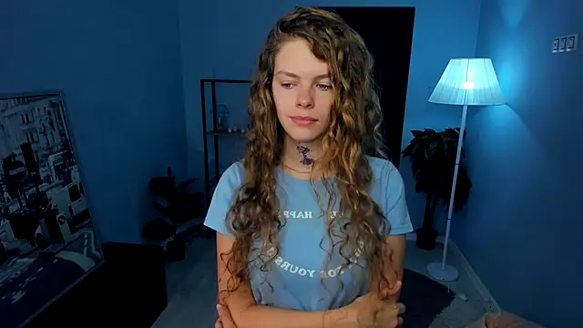 RayaNenlia online show from October 2025 05:08:01 AM