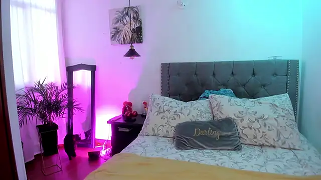 Melody bonnie online show from April 2026 11:26:01 AM