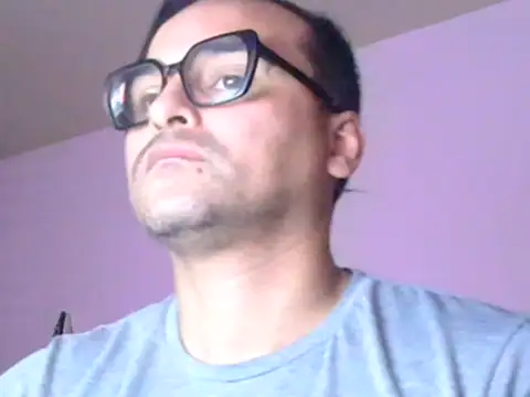 Snapshot of ClarkGiven chatting on June 2026 07:33:02 AM ClarkGiven online show from June 2026 07:33:02 AM