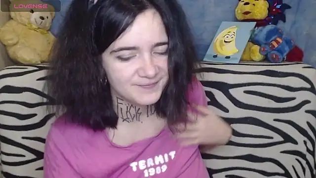 Snapshot of Yours_good_mood chatting on December 2024 12:56:02 AM Yours good mood online show from December 2024 12:56:02 AM