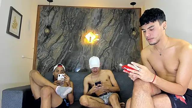 liam genner  online show from February 2025 11:04:02 PM