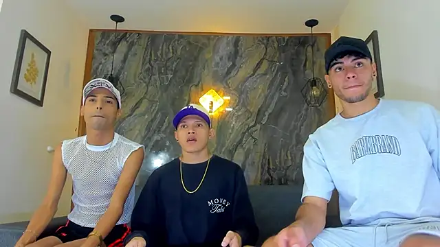 liam genner  online show from February 2025 07:38:01 PM