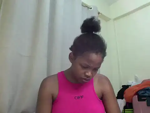 queen-sasha online show from April 2026 08:03:02 PM