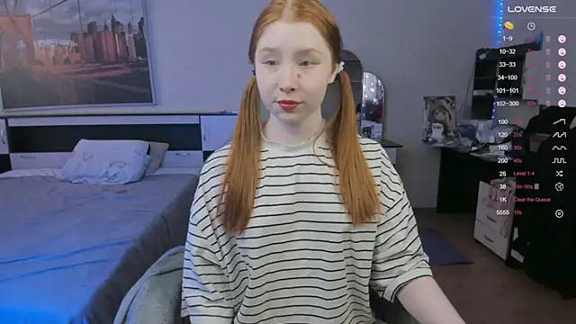 Snapshot of CallMeEffy1 chatting on May 2026 04:48:01 PM CallMeEffy1 online show from May 2026 04:48:01 PM