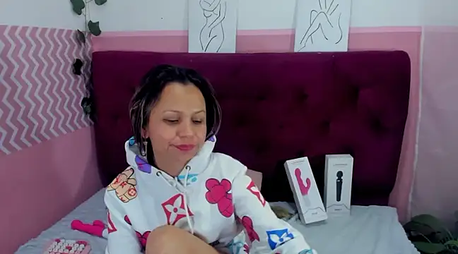 candysmitxxx online show from February 2025 03:40:01 AM