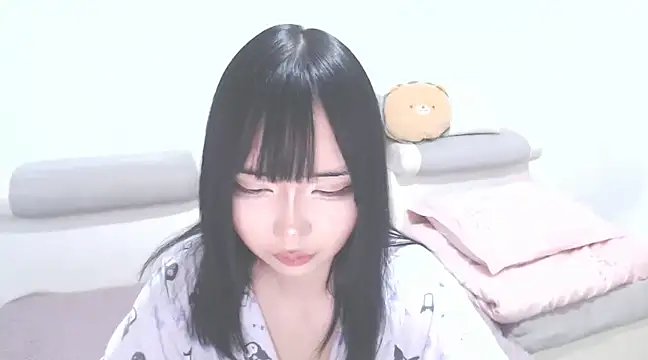 Snapshot of your_angela chatting on March 2025 12:29:01 PM your angela online show from March 2025 12:29:01 PM