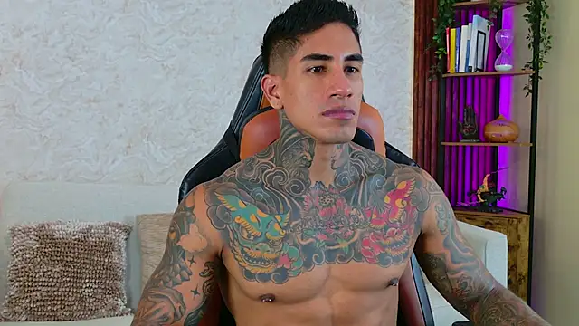 Snapshot of AdanReilly chatting on November 2025 03:52:02 PM AdanReilly online show from November 2025 03:52:02 PM