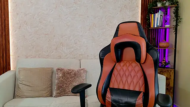 AdanReilly online show from April 2026 03:42:02 PM