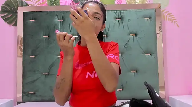 Snapshot of Hellen__4master chatting on February 2025 09:34:02 AM Hellen 4master online show from February 2025 09:34:02 AM