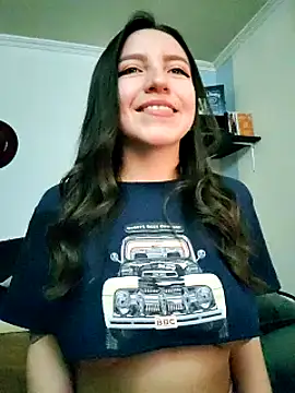 Snapshot of Paudelatorre chatting on February 2025 11:48:02 PM Paudelatorre online show from February 2025 11:48:02 PM