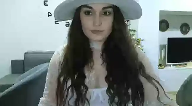 Snapshot of me_lissa_sun13 chatting on December 2024 03:29:02 AM me lissa sun13 online show from December 2024 03:29:02 AM