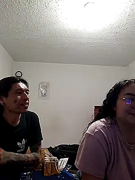 Snapshot of camilo28casas chatting on March 2026 06:17:01 AM camilo28casas online show from March 2026 06:17:01 AM