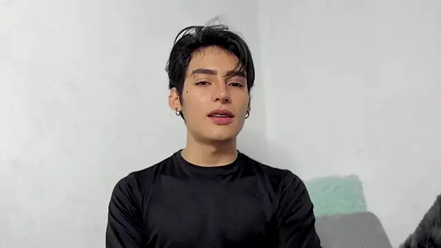 sebas rose online show from December 2024 02:01:02 AM