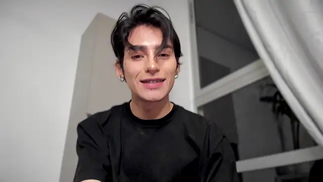 sebas rose online show from December 2024 11:24:01 PM