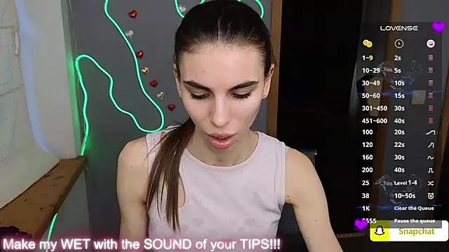 Snapshot of EmmyGreans chatting on February 2025 09:46:01 AM EmmyGreans online show from February 2025 09:46:01 AM