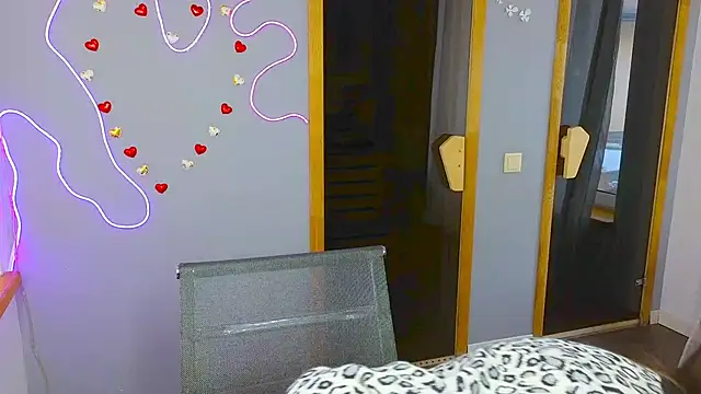 Snapshot of EmmyGreans chatting on February 2025 12:45:02 PM EmmyGreans online show from February 2025 12:45:02 PM